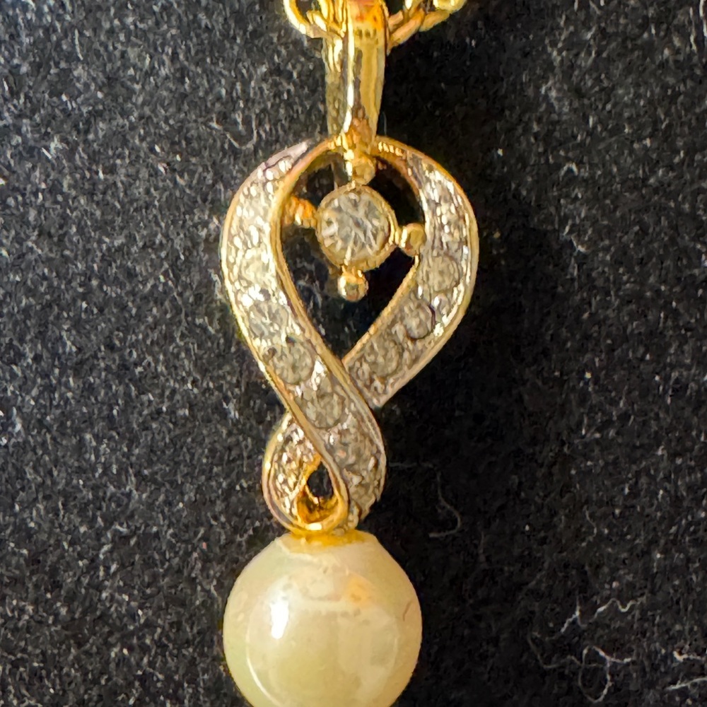 Nina Ricci Gold and Silver Infinity Necklace - Picture 6 of 9